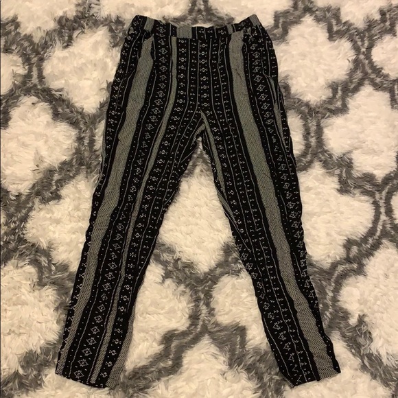 Forever XXI Tribal Print Pants - Picture 2 of 3